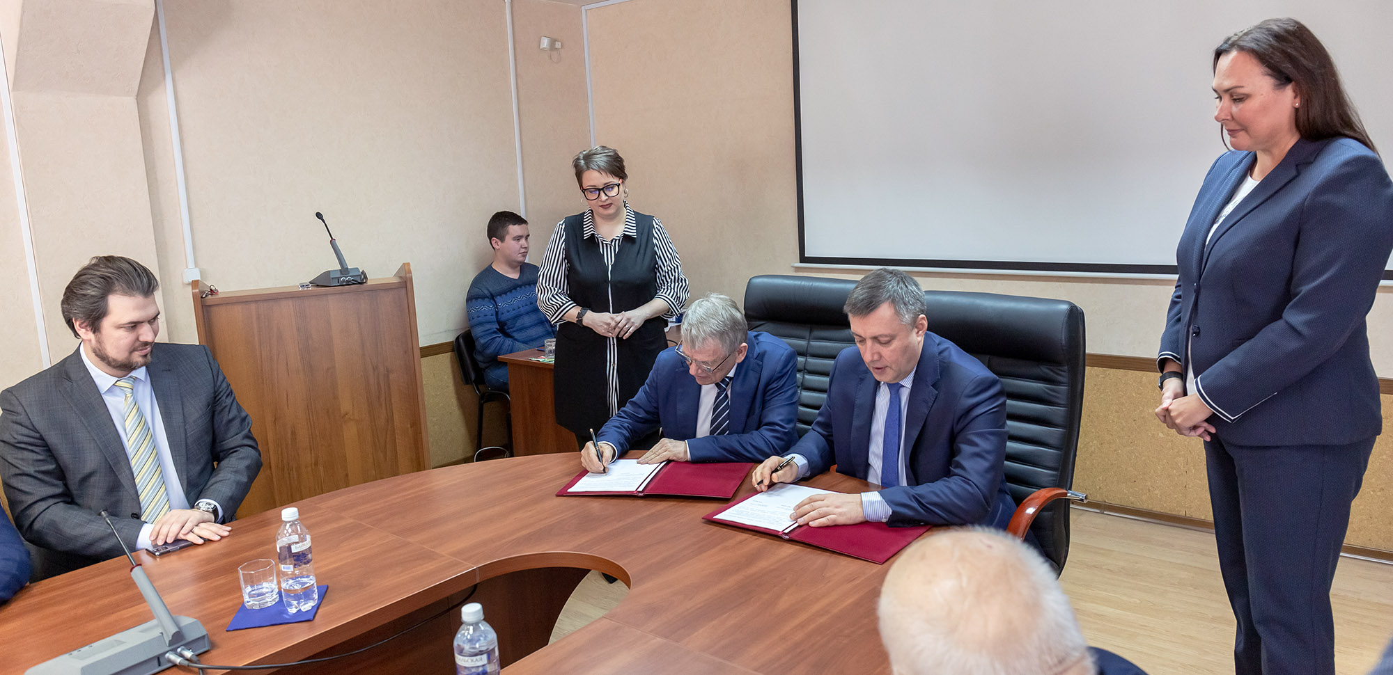 Соглашение о сотрудничестве подписано между Сибирским отделением РАН и Иркутской областью