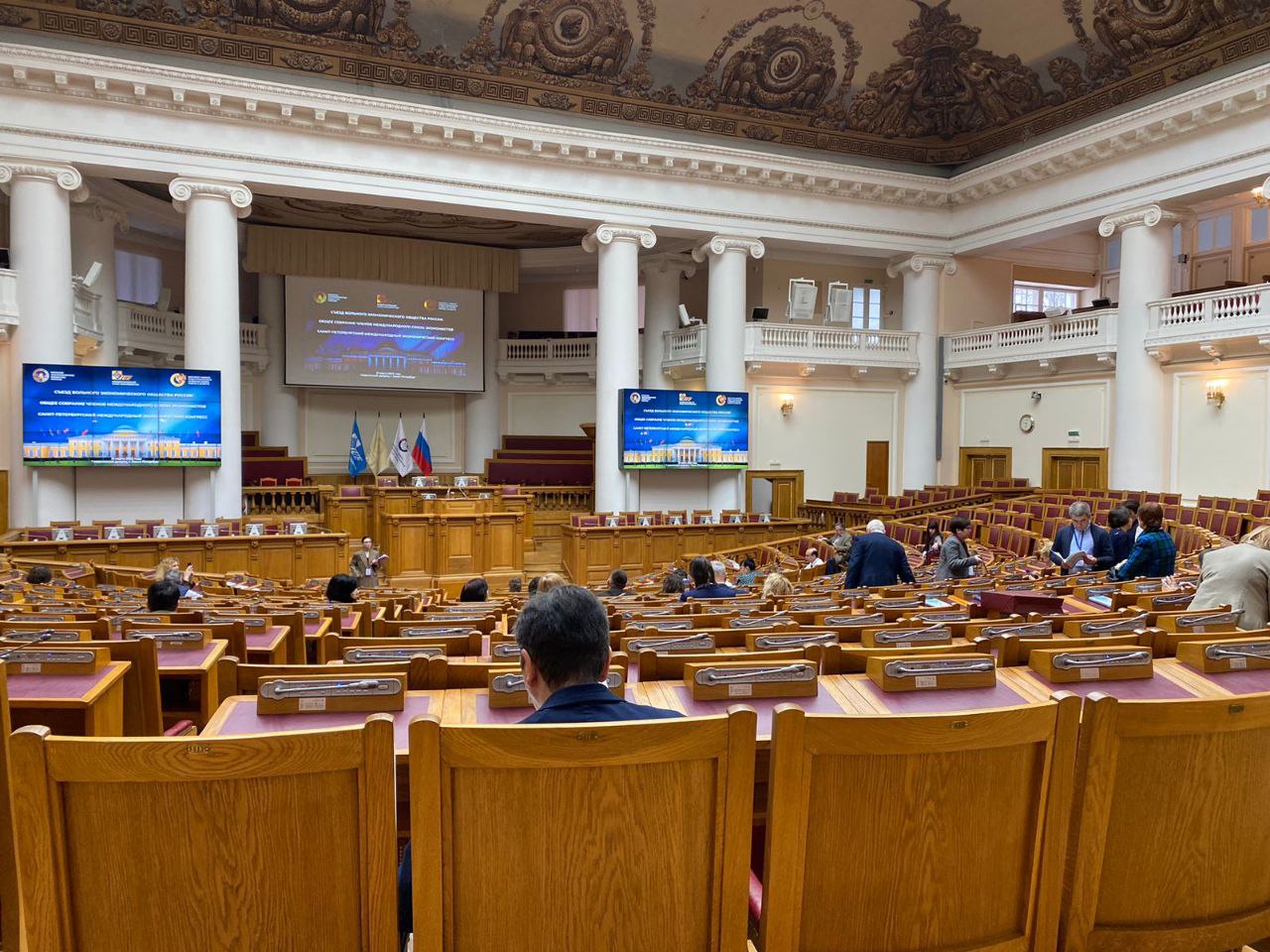 Директор Иркутского научного центра СО РАН Константин Апарцин принял  участие в съезде Вольного экономического общества России | 10.04.2023 |  Новости Иркутска - БезФормата